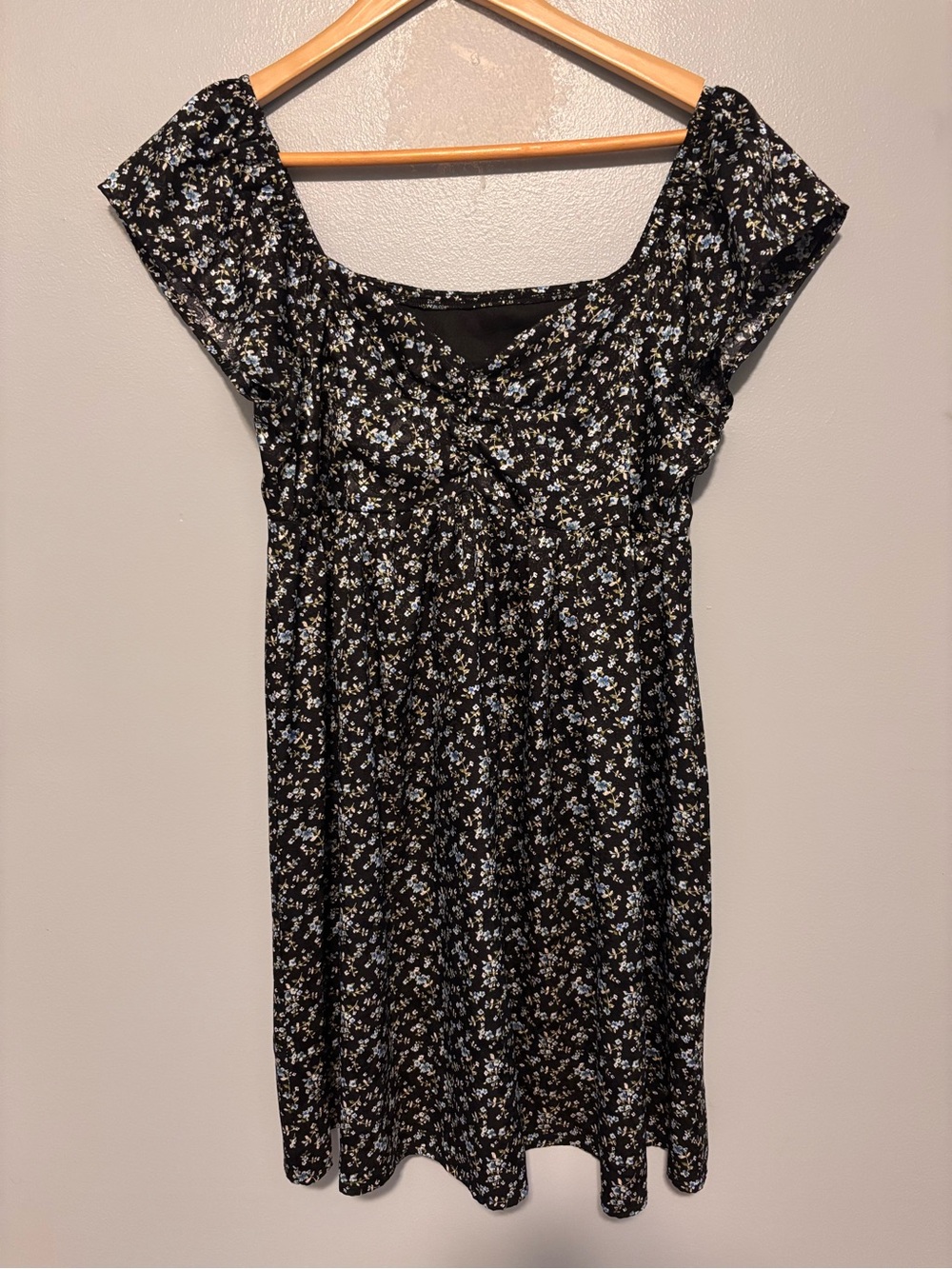 Unbranded Floral Sweetheart Neckline Women’s Dress